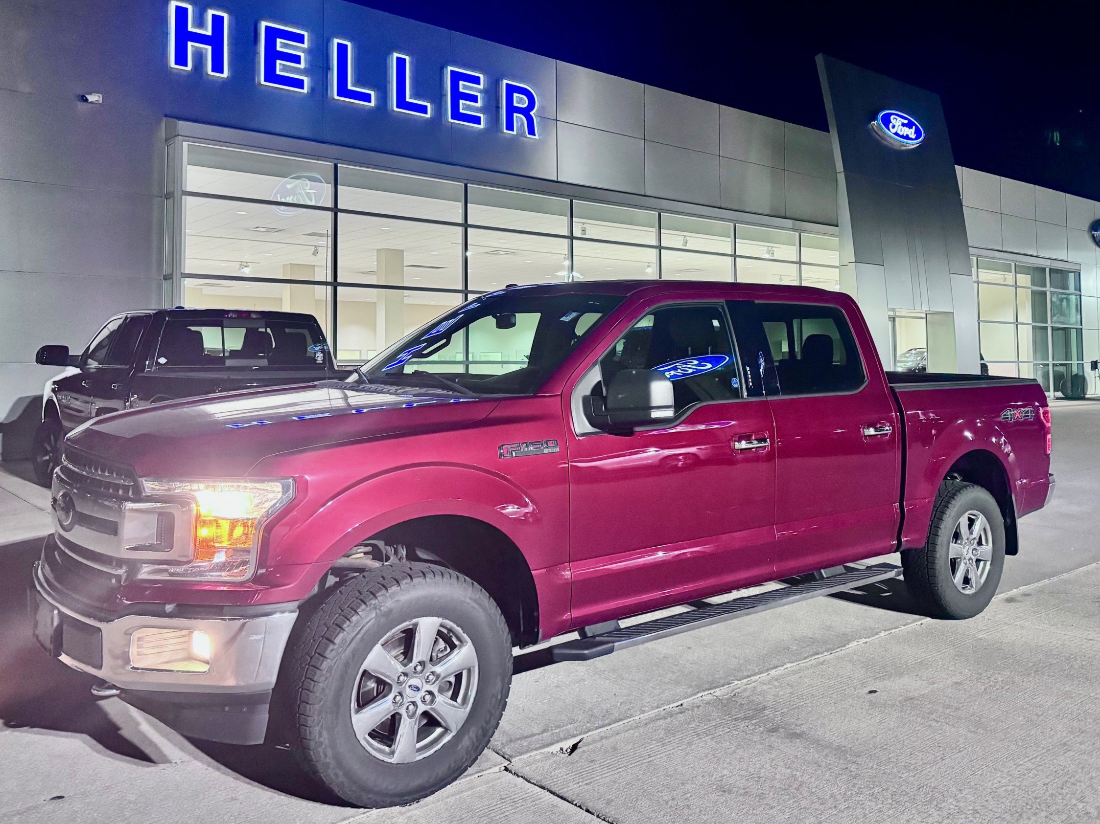 Used 2018 Ford F150 XLT w/ Equipment Group 302A Luxury image 3