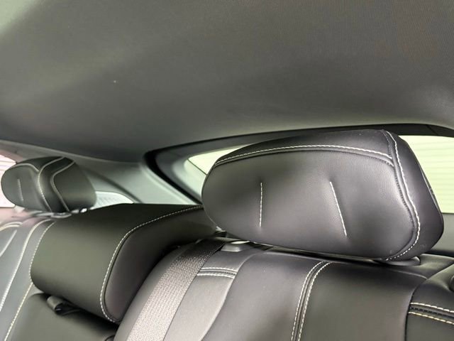 Used 2025 Cadillac Optiq Luxury 1 image 21