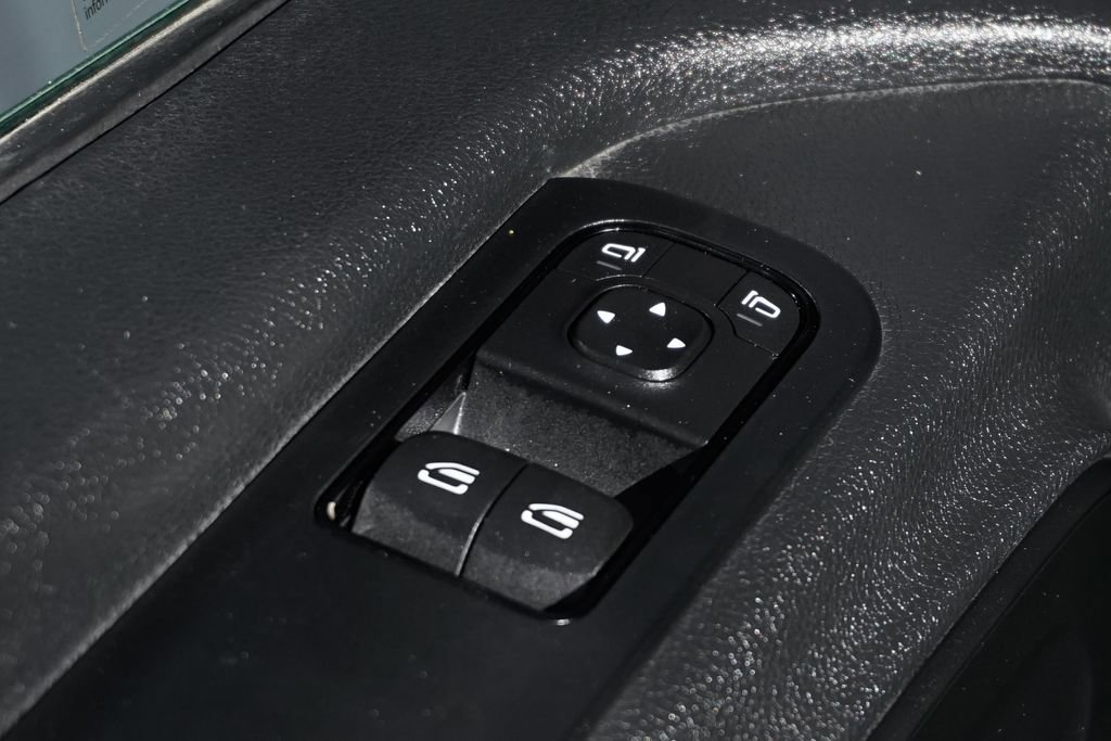 Used 2019 Freightliner Sprinter 3500 image 27