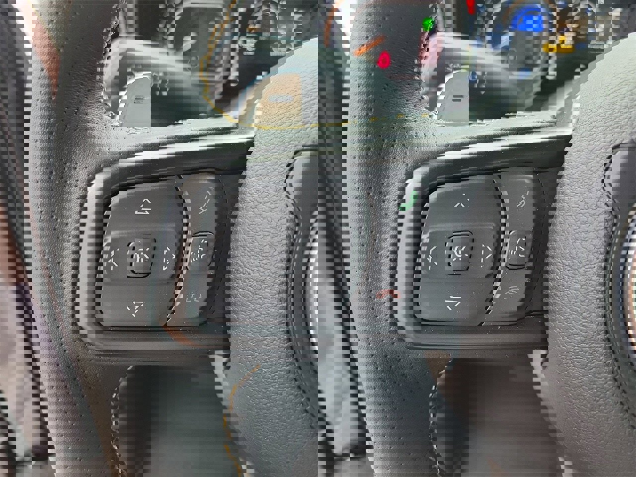 Used 2025 Jeep Wrangler Unlimited Rubicon 392 image 17