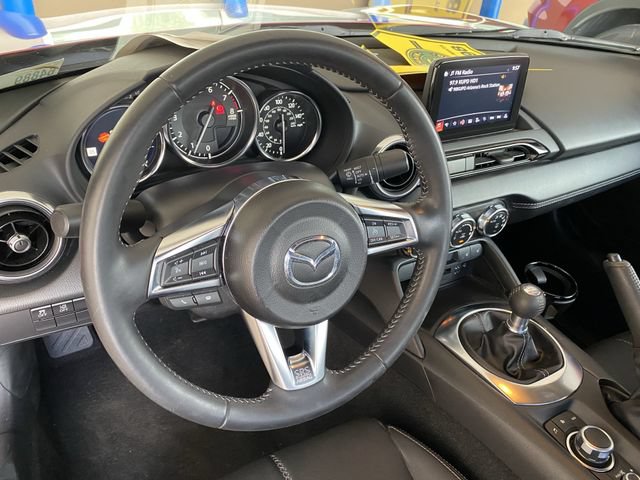 Used 2021 MAZDA MX-5 Miata Grand Touring RWD image 15