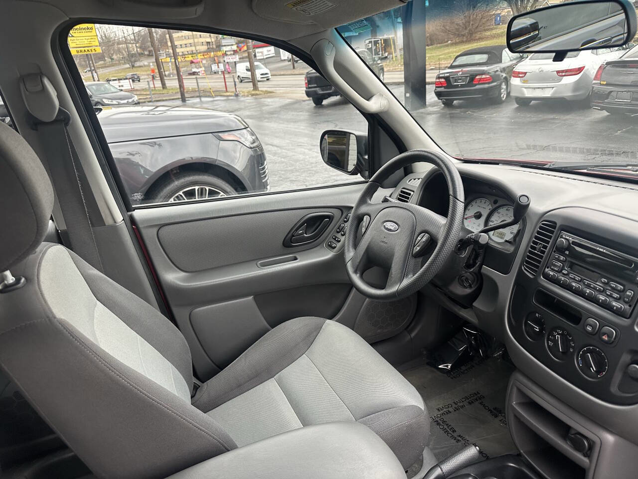 Used 2003 Ford Escape XLS image 13