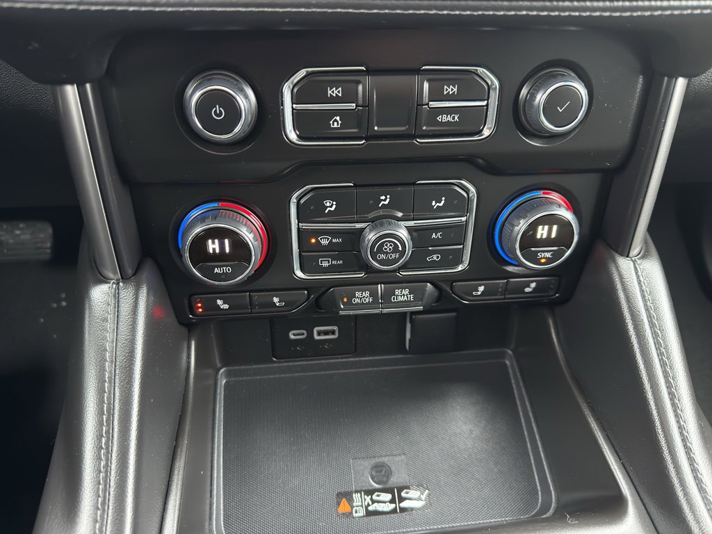 Used 2024 Chevrolet Tahoe LT w/ LT Signature Package image 20