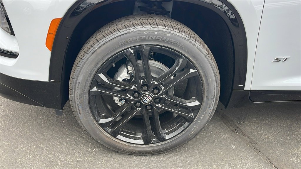 New 2026 Buick Enclave Sport Touring w/ Power Package image 9