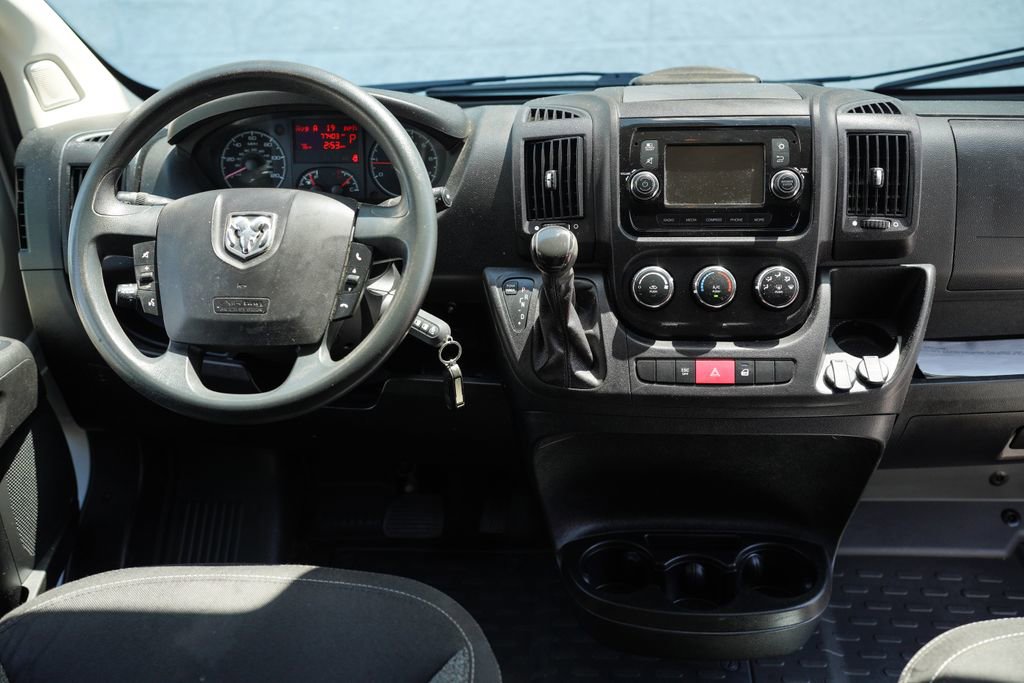 Used 2018 RAM ProMaster 2500 w/ Mopar Trailer Tow Group FWD image 18