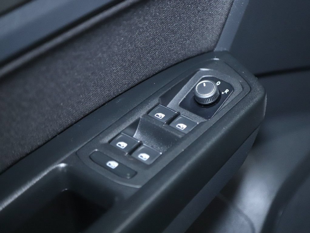 Used 2018 Volkswagen Atlas S AWD/4WD image 16