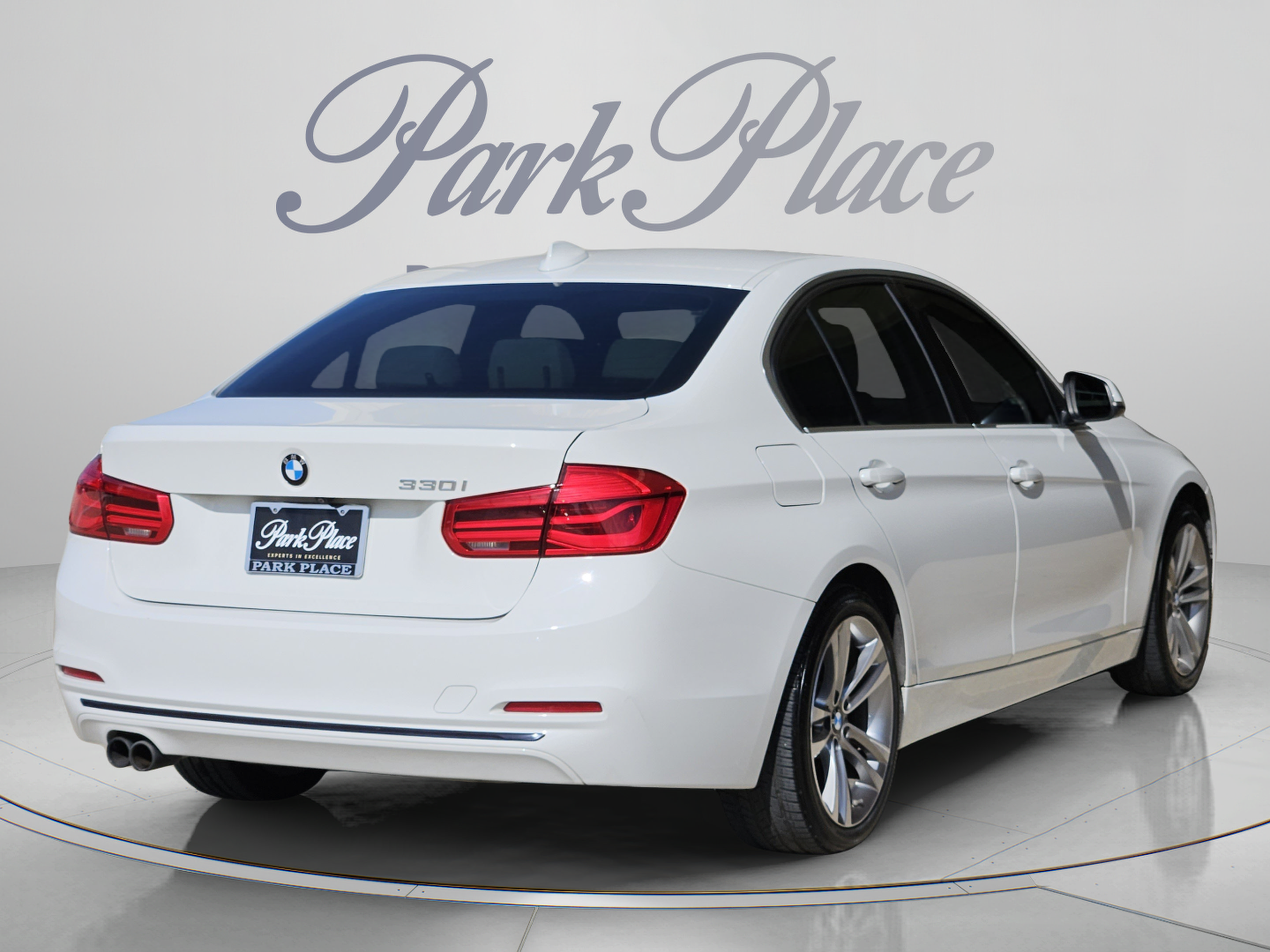 Used 2018 BMW 330i Sedan RWD image 6