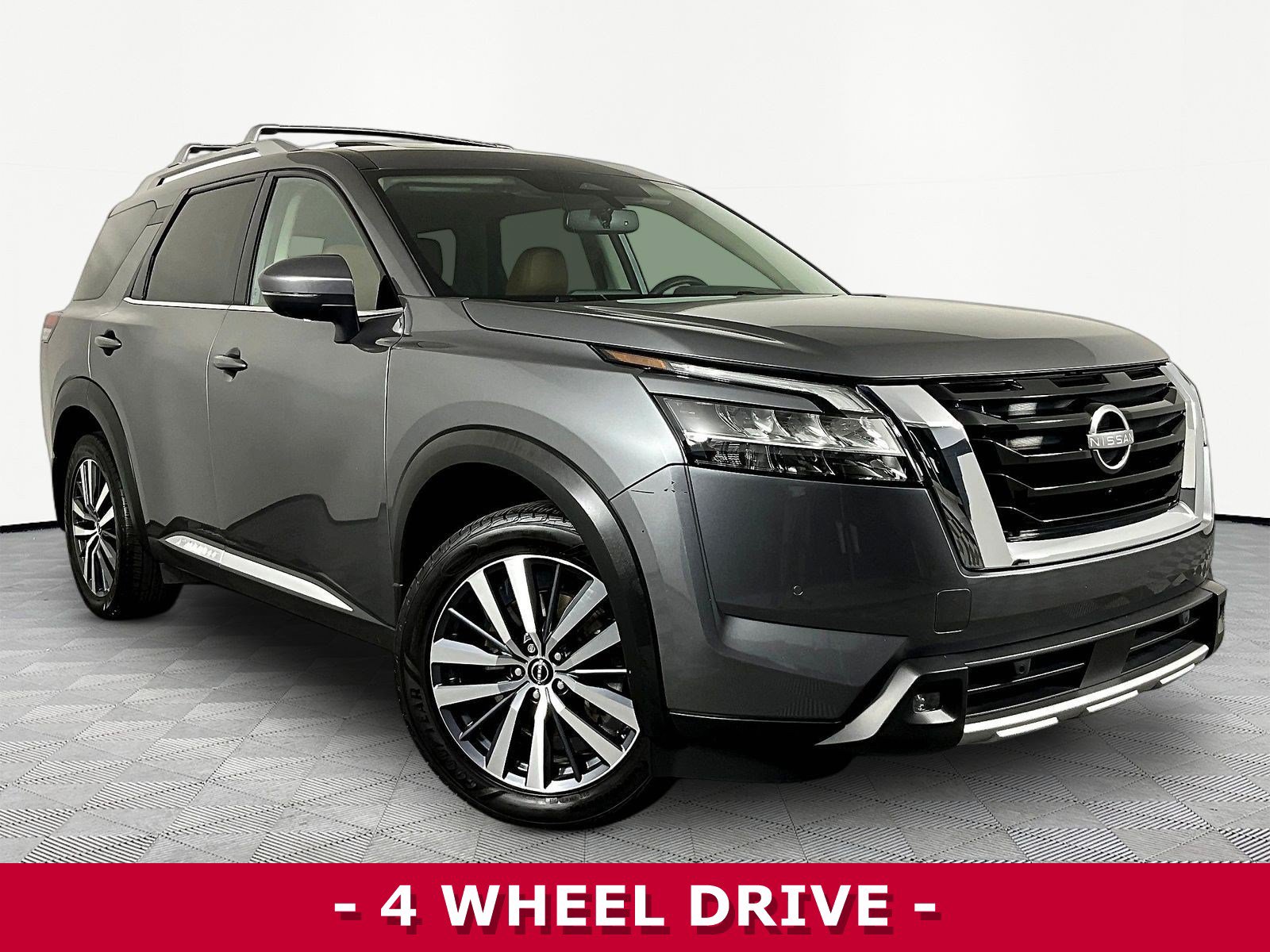 Certified 2022 Nissan Pathfinder Platinum AWD/4WD image 3