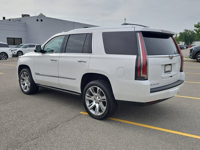 Used 2019 Cadillac Escalade Premium Luxury AWD/4WD image 3