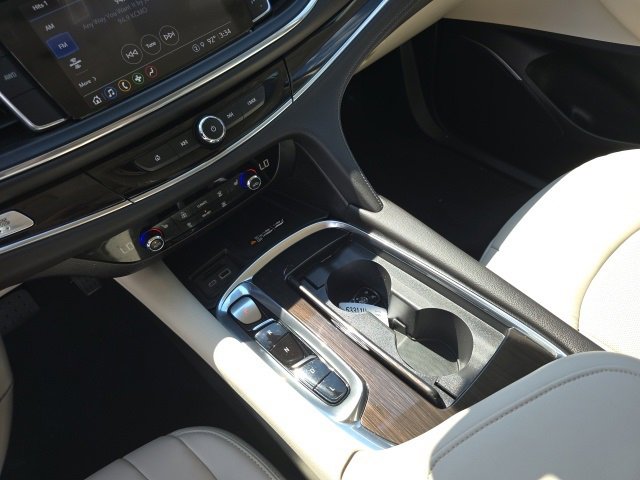 Used 2024 Buick Enclave Essence w/ Technology Package image 21