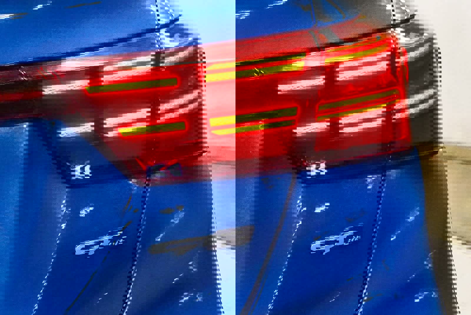 Used 2024 Kia Forte GT-Line image 12