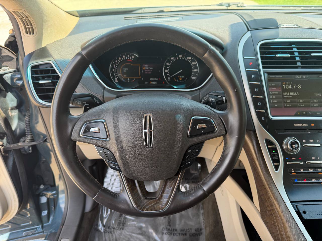 Used 2016 Lincoln MKX Reserve w/ Technology Package AWD/4WD image 14