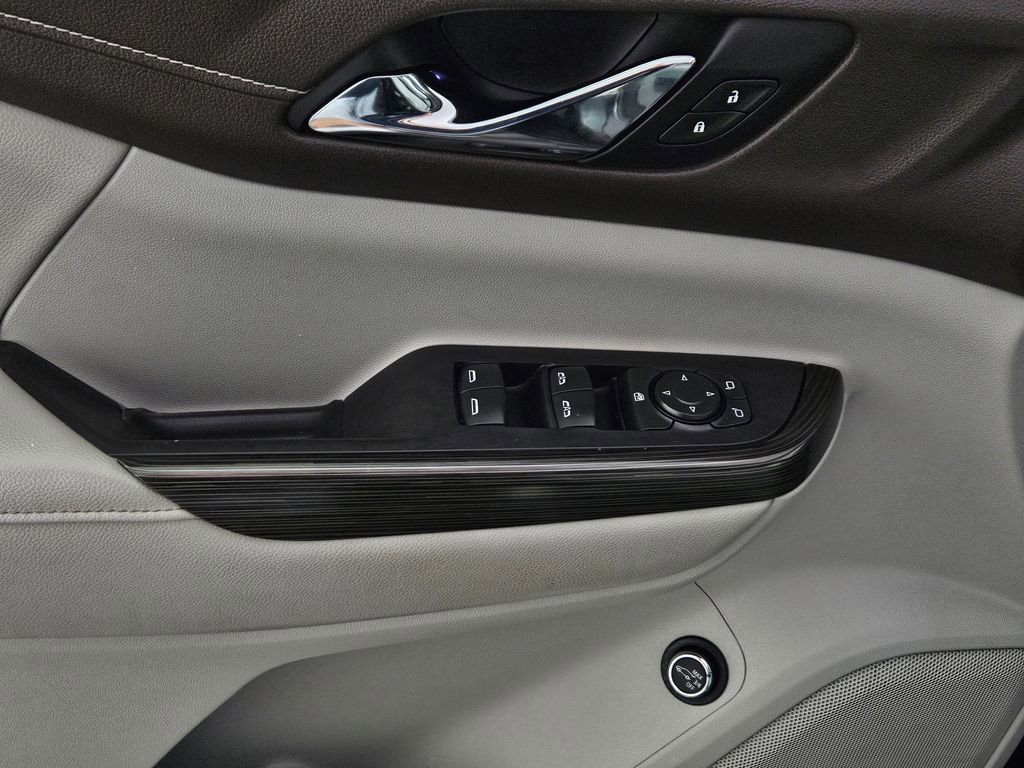 Used 2020 GMC Acadia SLT image 26