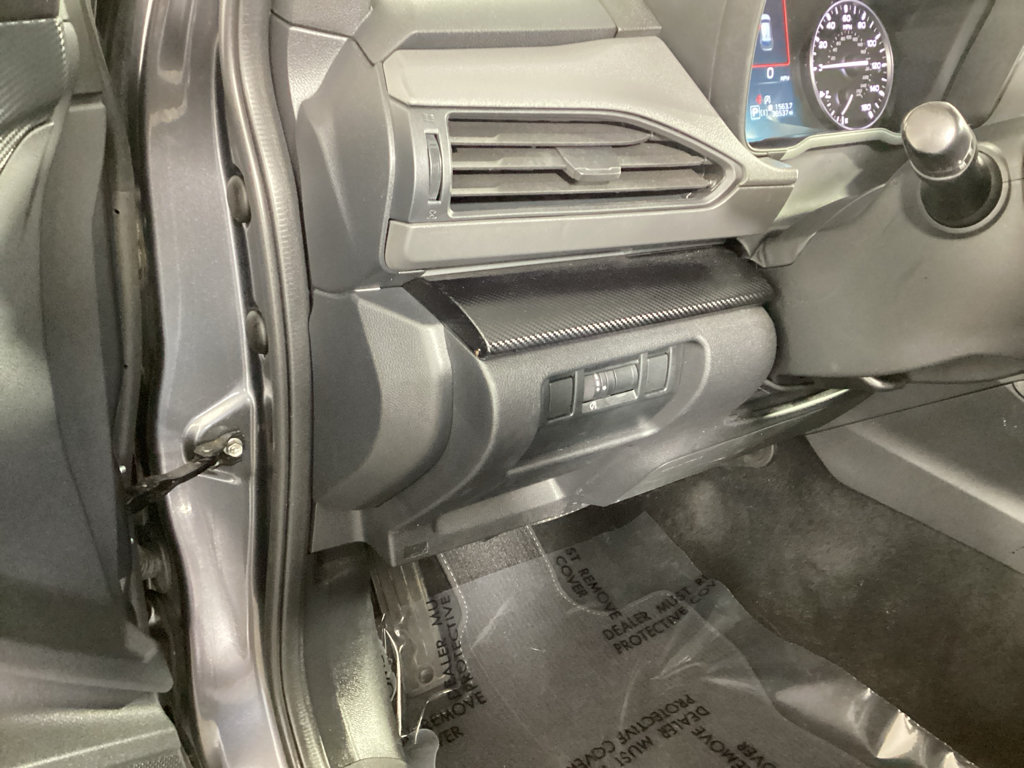 Used 2024 Subaru Crosstrek 2.0i Premium AWD/4WD image 18