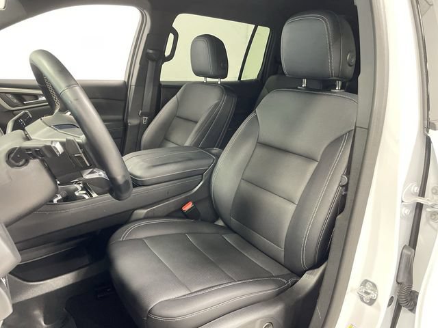Certified 2025 Chevrolet Traverse LT AWD/4WD image 11