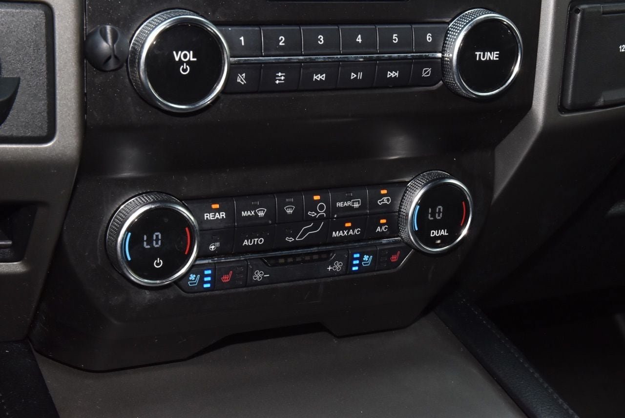 Used 2019 Ford Expedition XLT w/ Equipment Group 202A RWD image 30