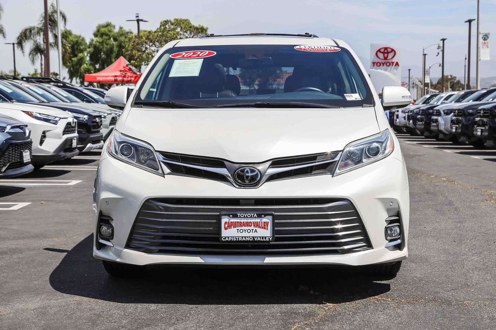 Certified 2020 Toyota Sienna Limited w/ Preferred Accessory Package FWD image 2