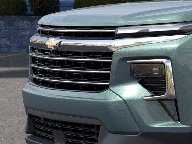 New 2027 Chevrolet Traverse LT w/ Sun and Wheel Package FWD image 13