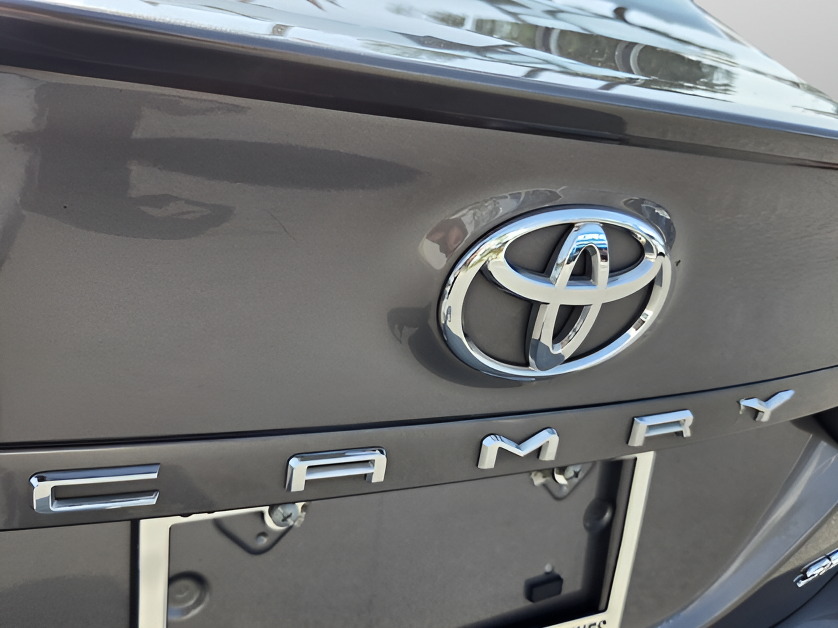 Used 2024 Toyota Camry SE FWD image 29