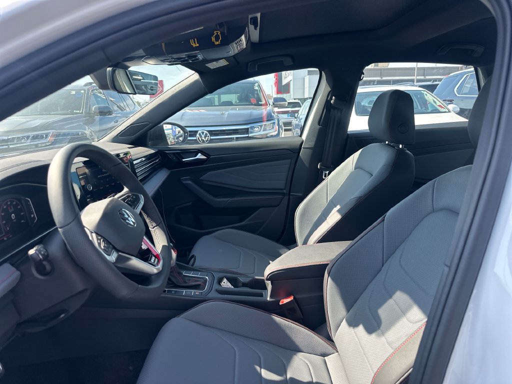 New 2027 Volkswagen Jetta GLI Autobahn FWD image 9