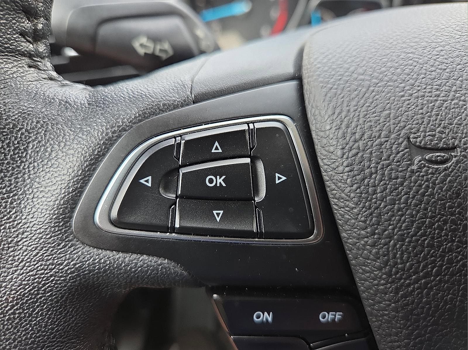 Used 2018 Ford Escape Titanium FWD image 19