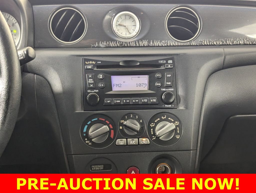 Used 2006 Mitsubishi Outlander SE FWD image 18