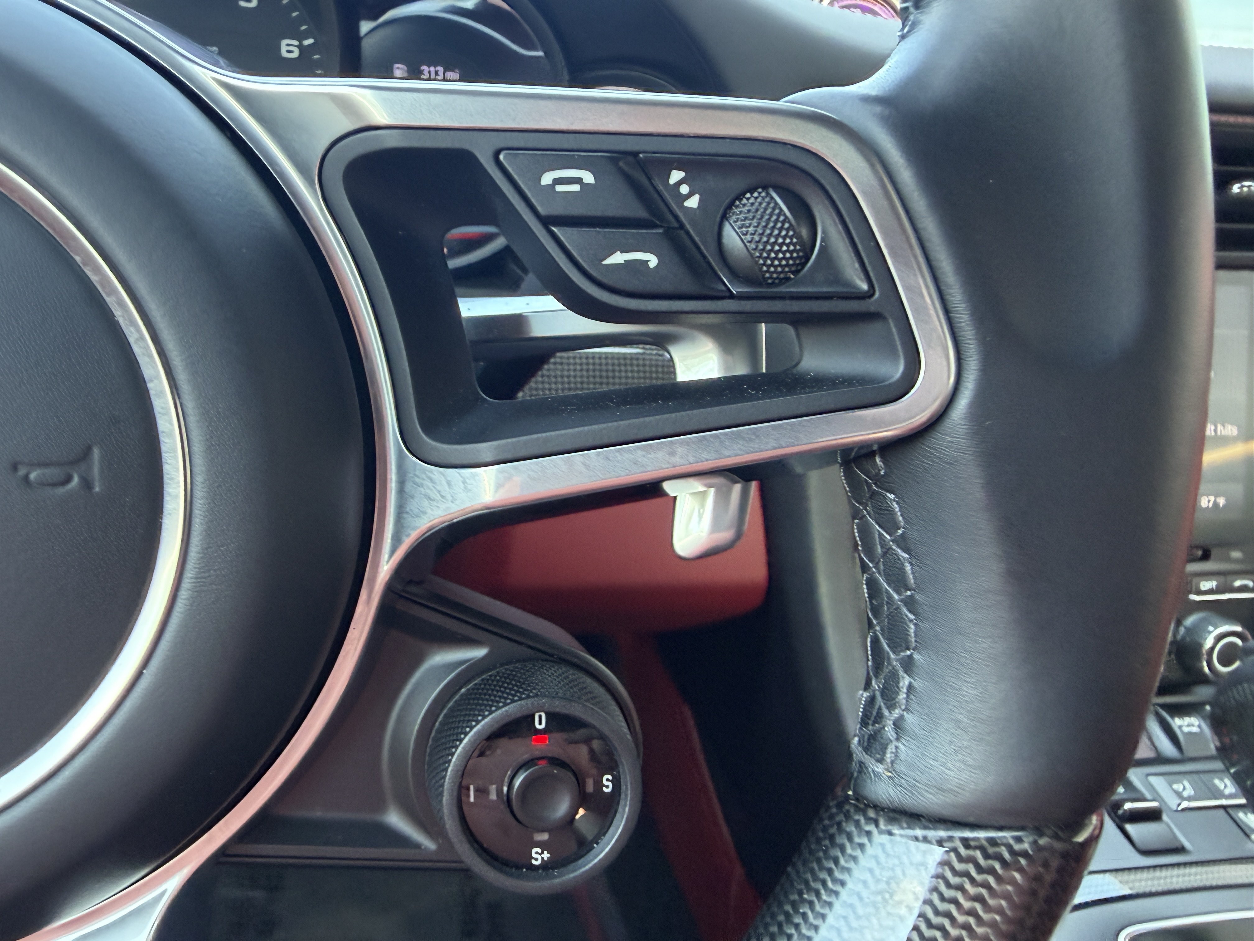 Certified 2017 Porsche 911 Targa 4S AWD/4WD image 29