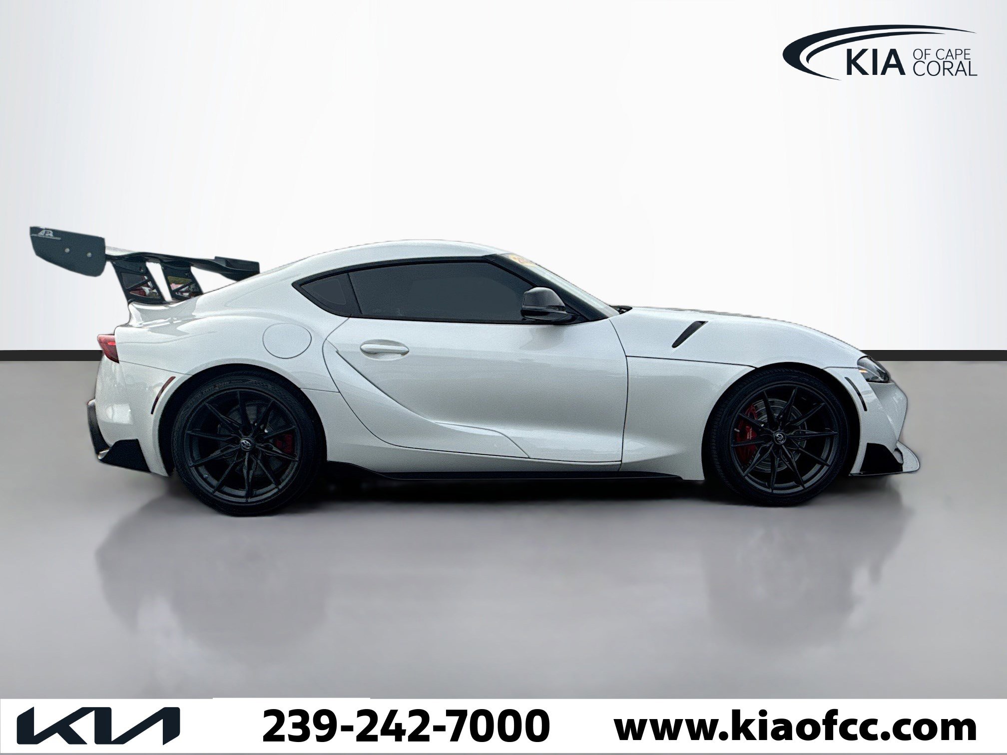 Used 2024 Toyota Supra Premium image 6