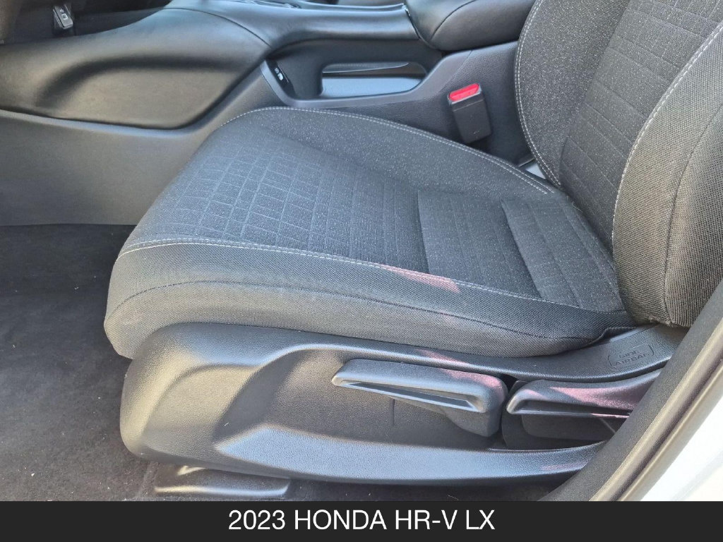 Used 2023 Honda HR-V LX image 15
