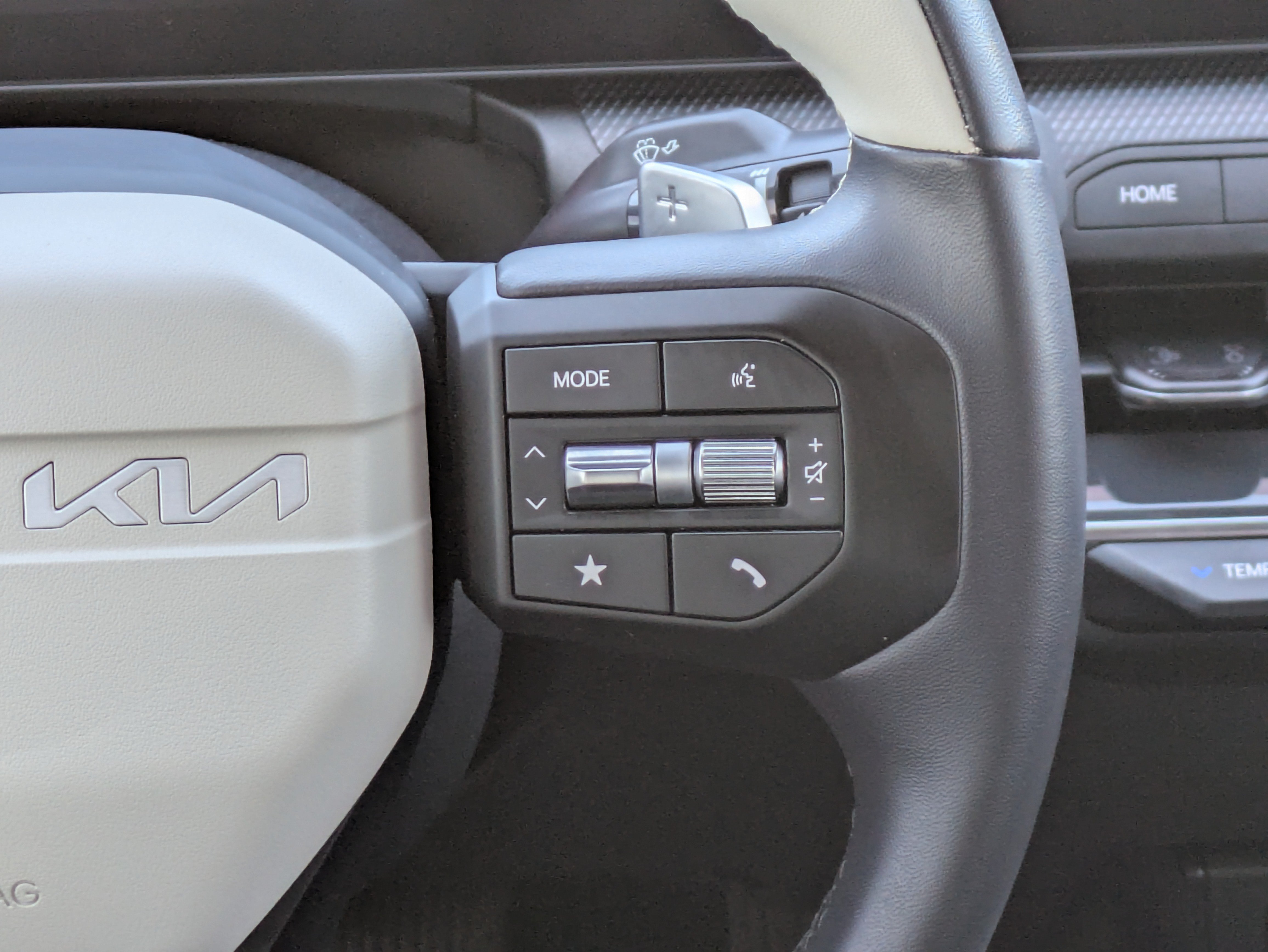 Certified 2025 Kia K4 GT-Line w/ GT-Line Premium Package FWD image 21