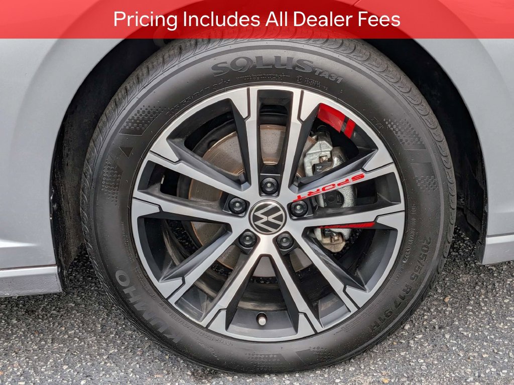 Used 2025 Volkswagen Jetta Sport FWD image 11