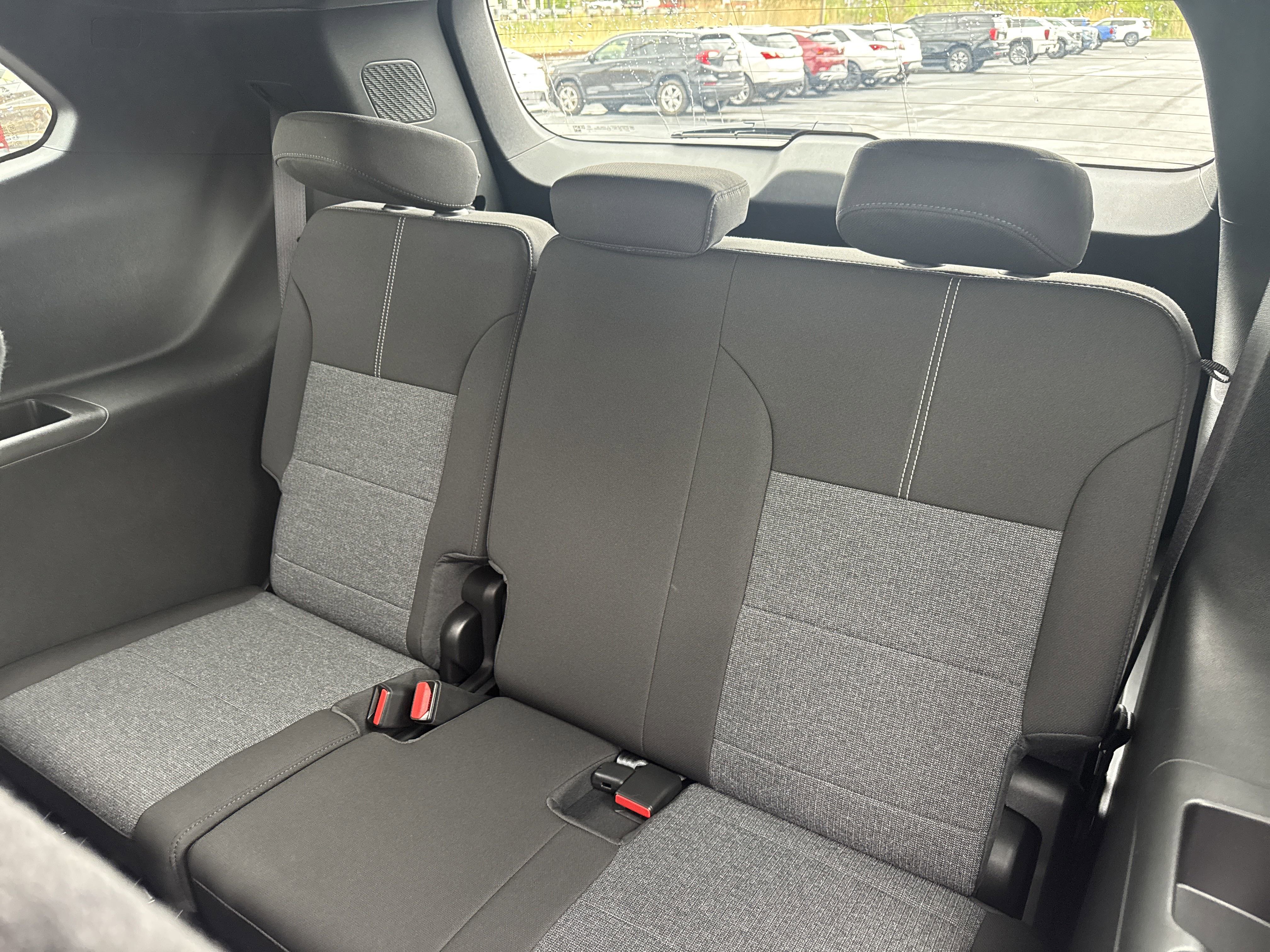 New 2025 GMC Acadia Elevation image 14