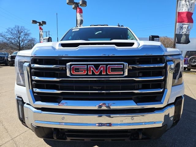 New 2026 GMC Sierra 2500 SLE w/ SLE Value Package; image 8