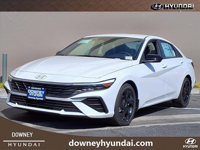 Used 2025 Kia K4 LXS image 1