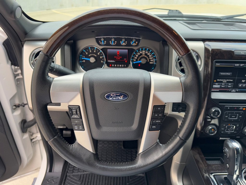 Used 2014 Ford F150 Platinum image 15