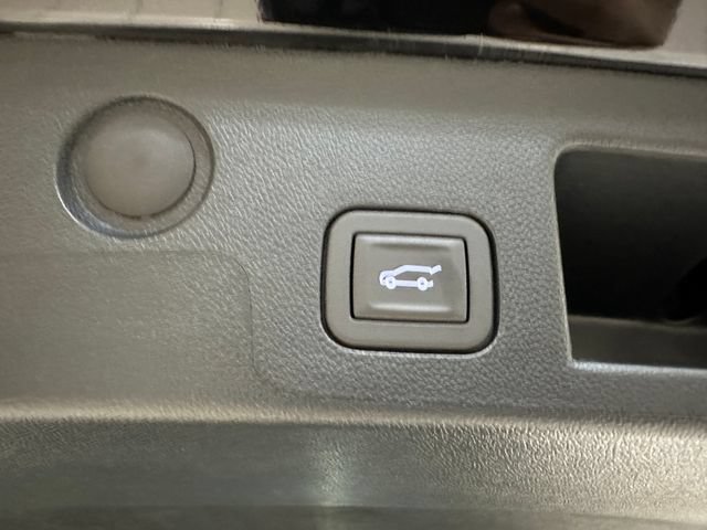 New 2027 Chevrolet Equinox RS w/ LPO, Floor Liner Package AWD/4WD image 16