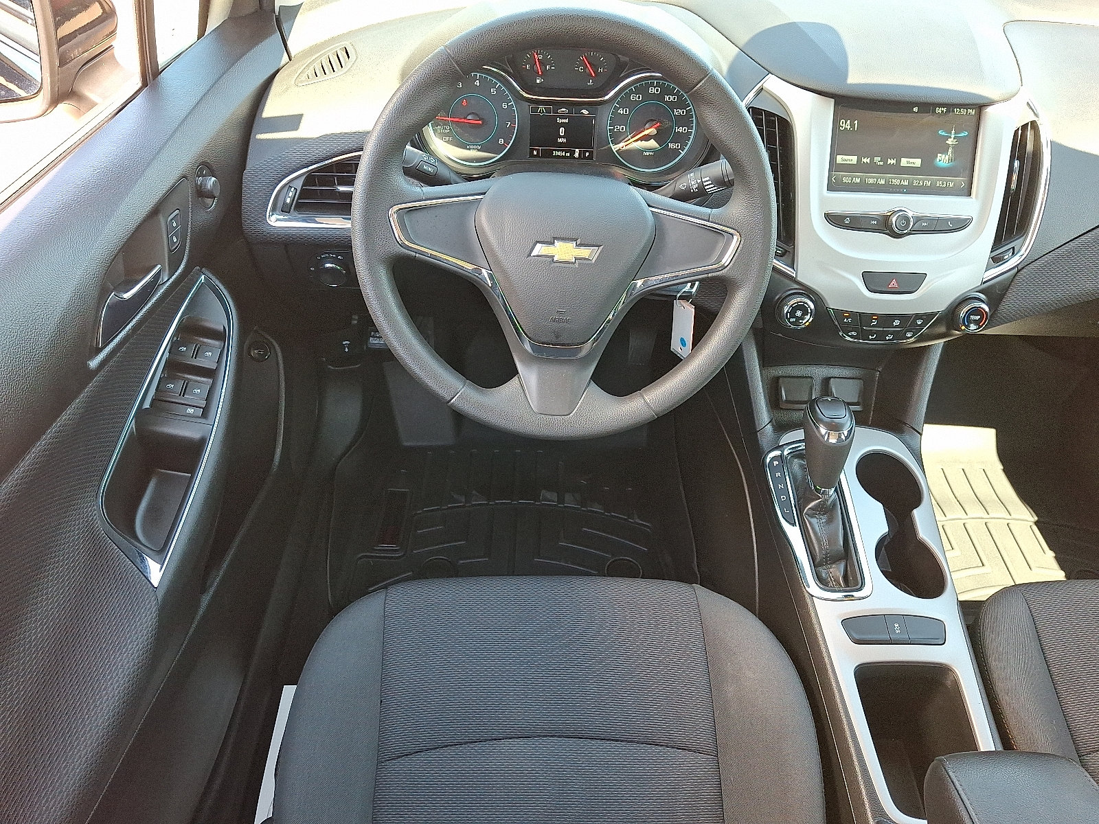 Used 2018 Chevrolet Cruze LS FWD image 12