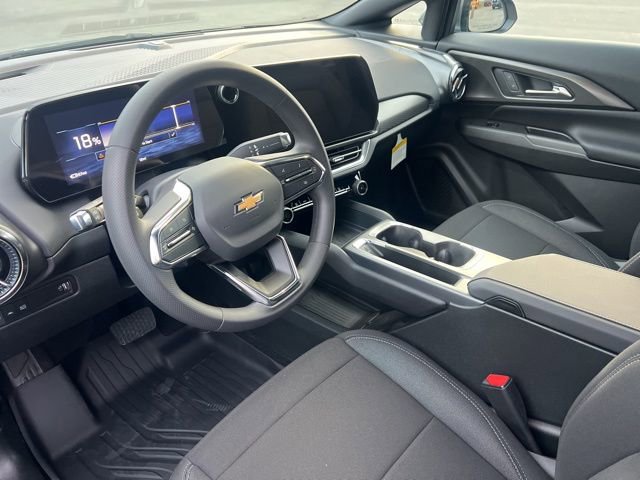 New 2026 Chevrolet Equinox EV LT FWD image 33