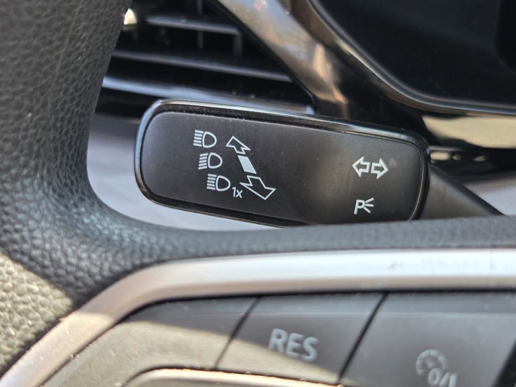 Used 2022 Volkswagen Taos S FWD image 29