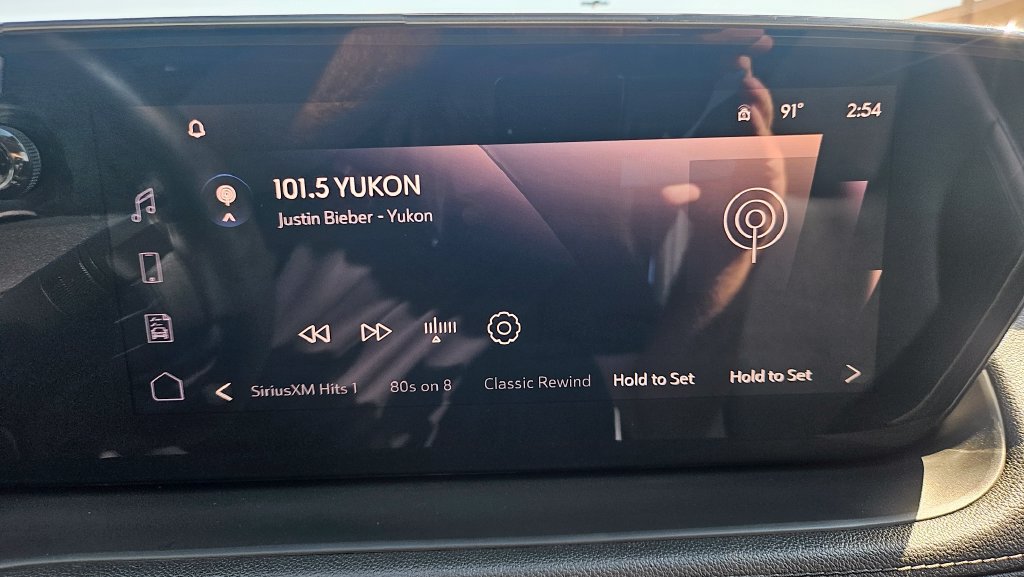 Used 2026 Buick Encore GX Sport Touring w/ Advanced Technology Package FWD image 32