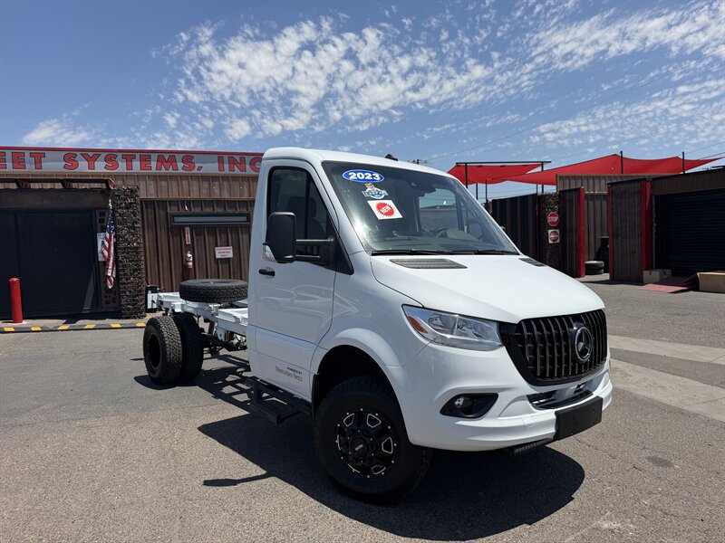 Used 2023 Mercedes-Benz Sprinter 3500 image 1
