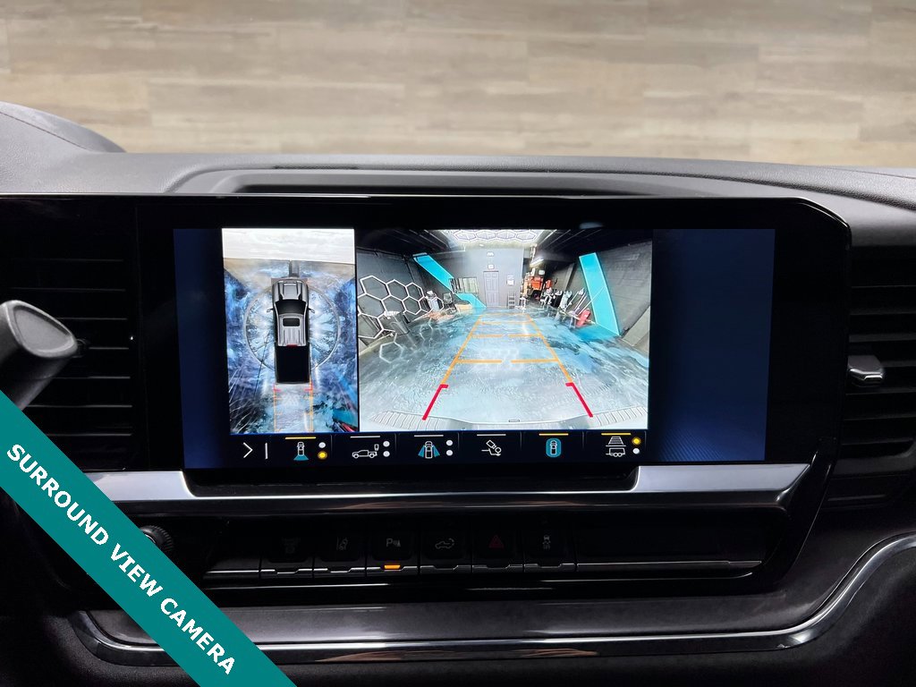 Used 2024 Chevrolet Silverado 2500 High Country w/ Technology Package image 7