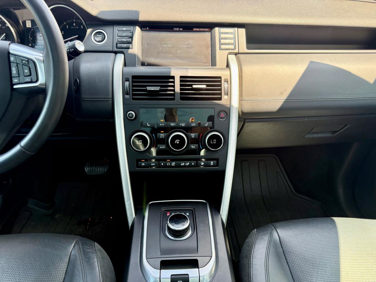 Used 2017 Land Rover Discovery Sport HSE Luxury AWD/4WD image 34