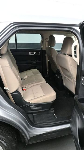 Used 2021 Ford Explorer 4WD image 12