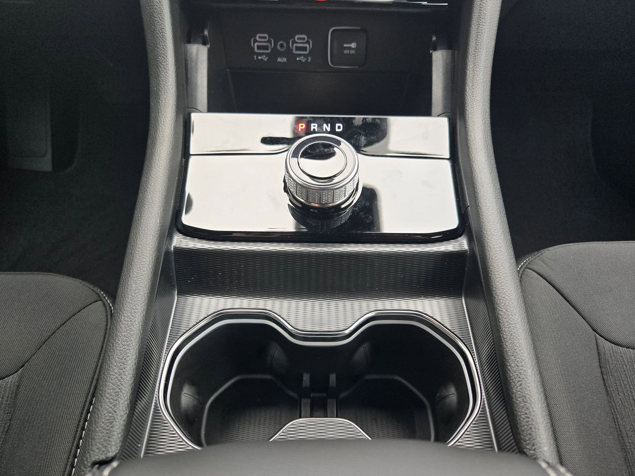 New 2025 Jeep Grand Cherokee Laredo w/ Trailer Tow Package image 14