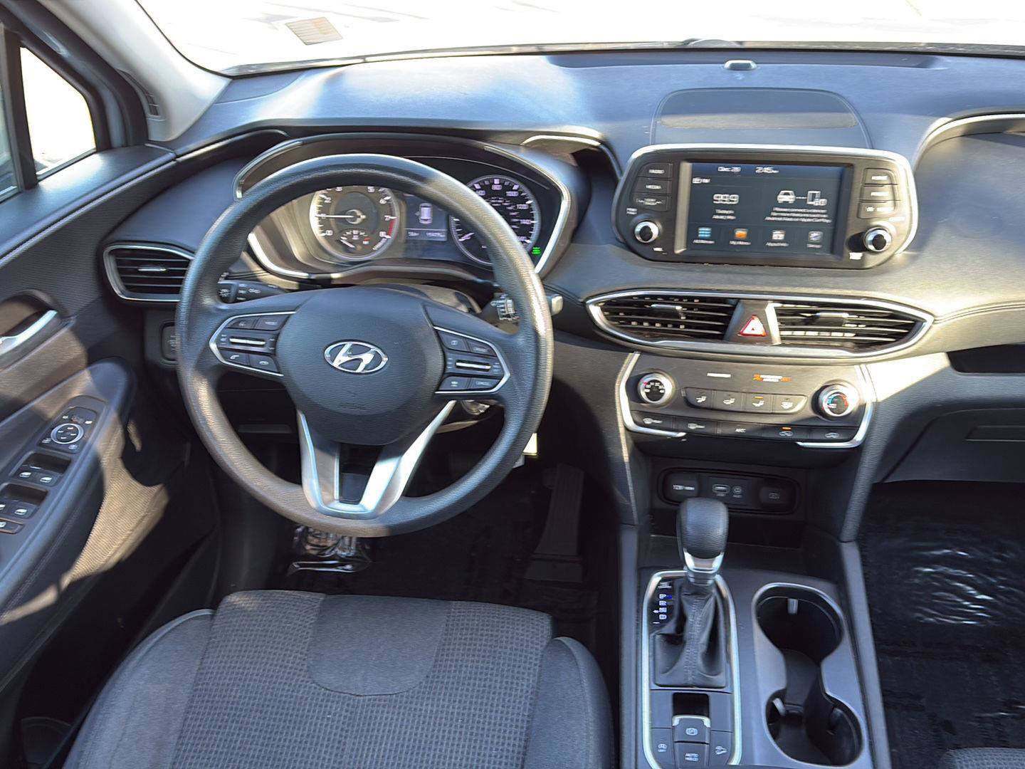 Used 2019 Hyundai Santa Fe SE image 20