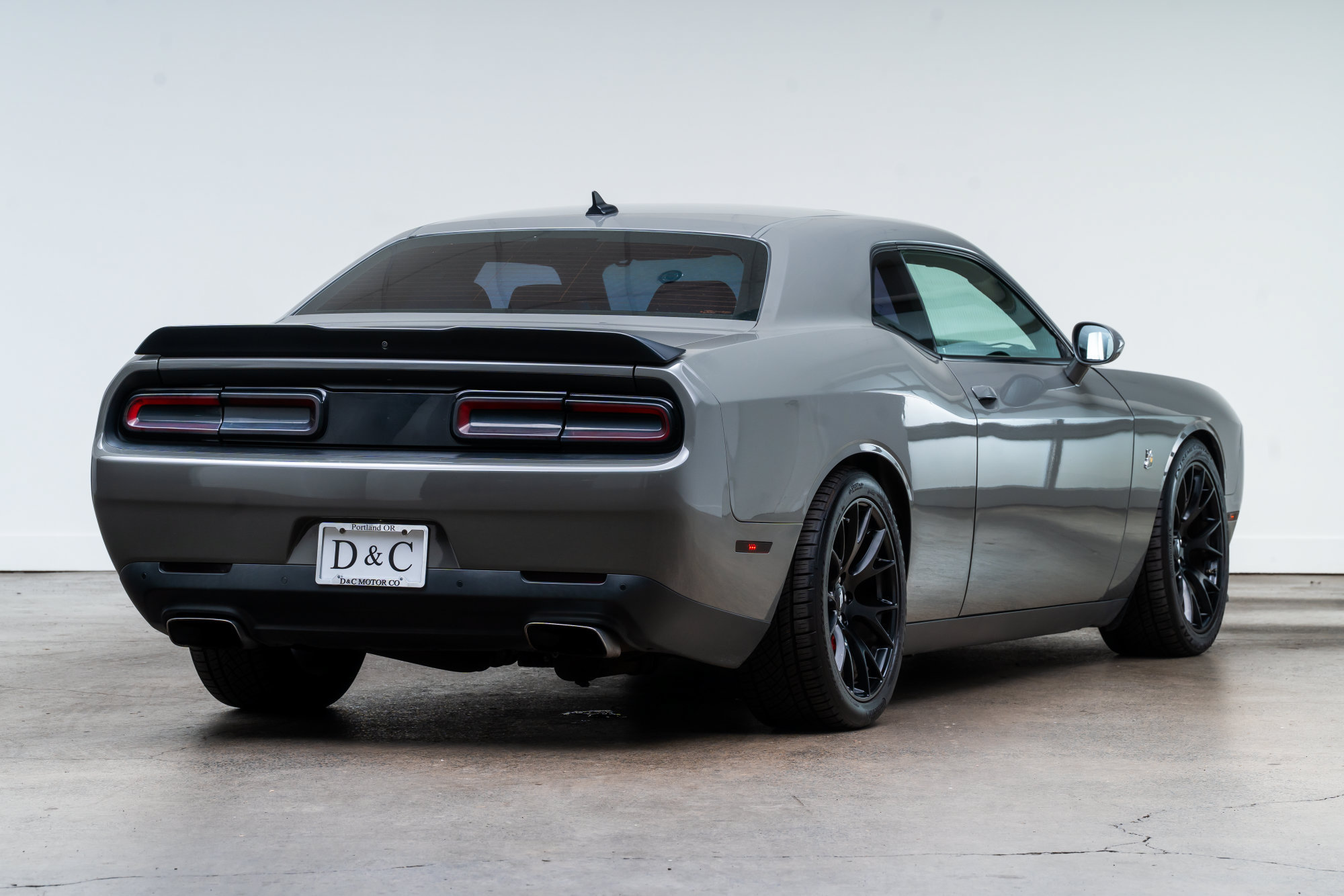 Used 2018 Dodge Challenger R/T Scat Pack RWD image 7