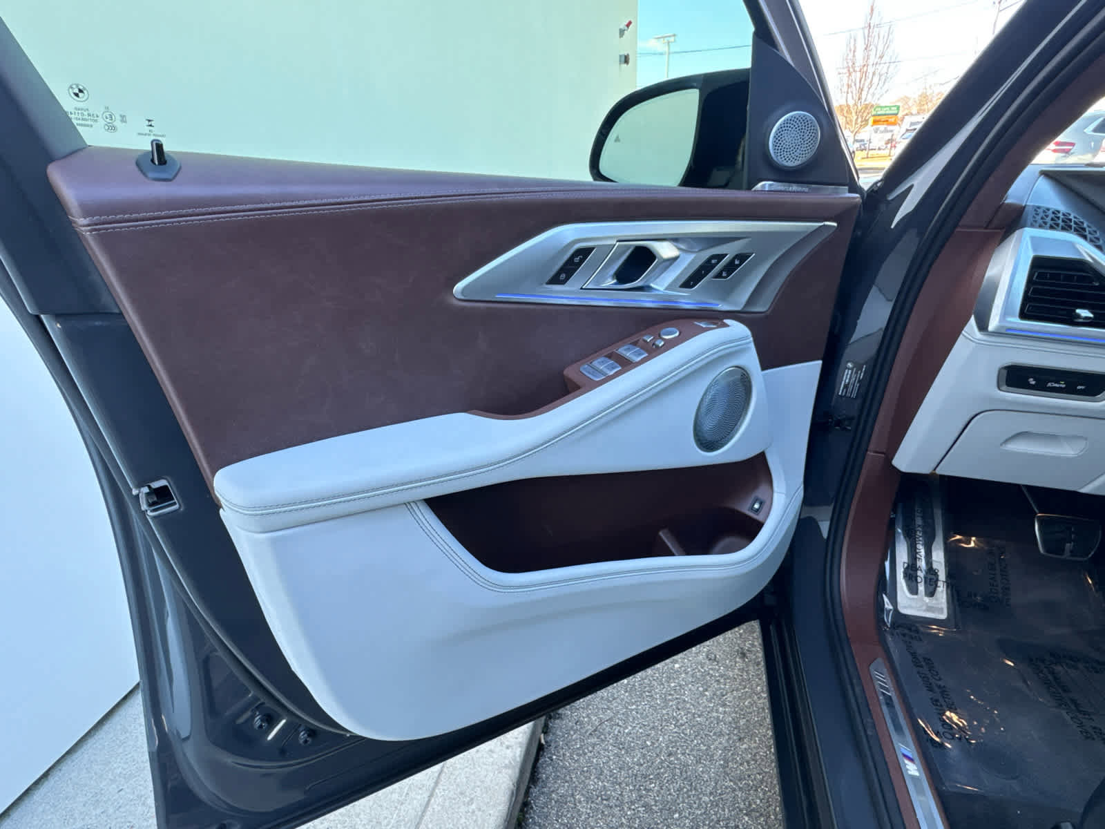 Used 2025 BMW XM AWD/4WD image 26