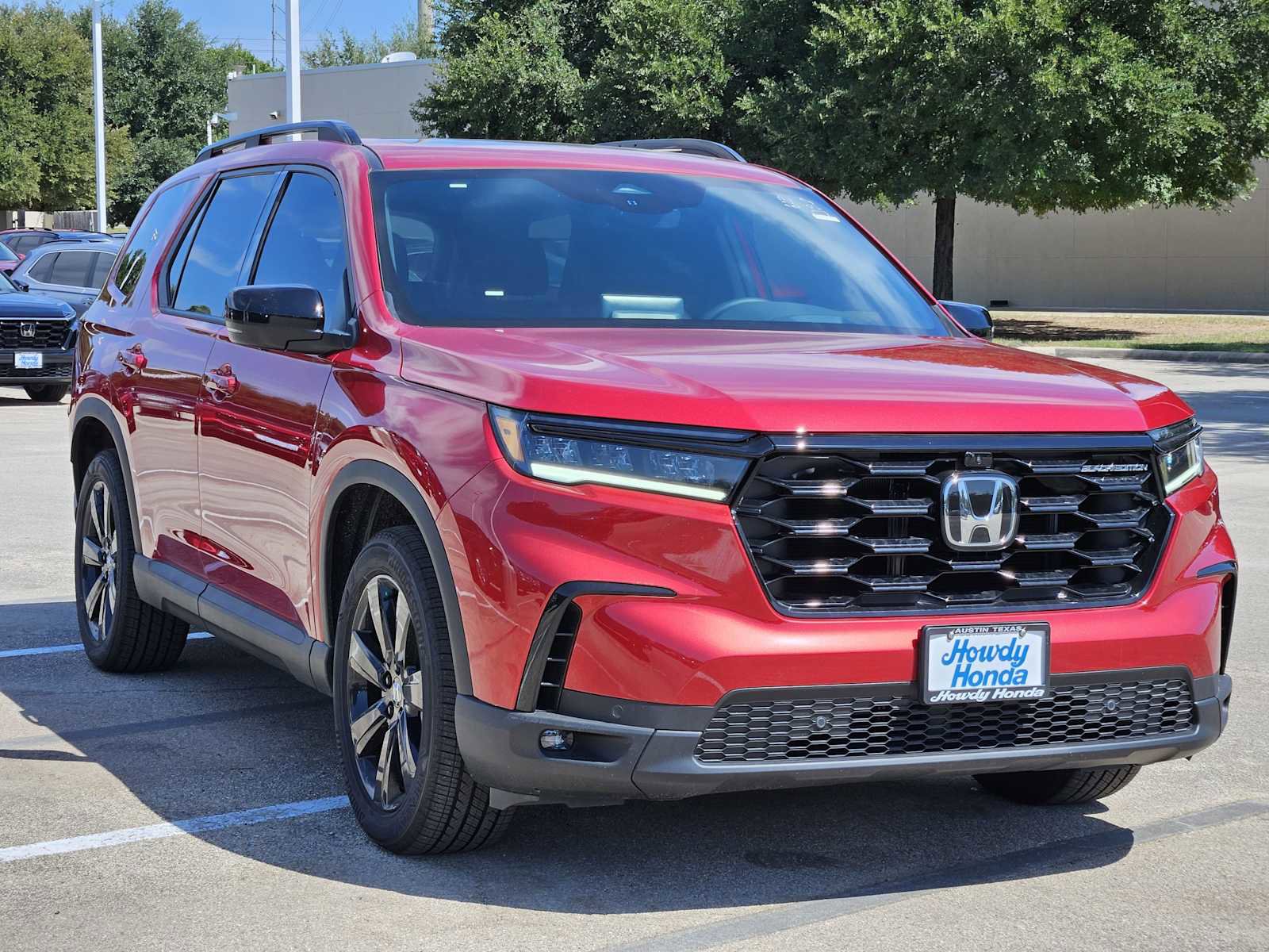 New 2025 Honda Pilot Black Edition image 3