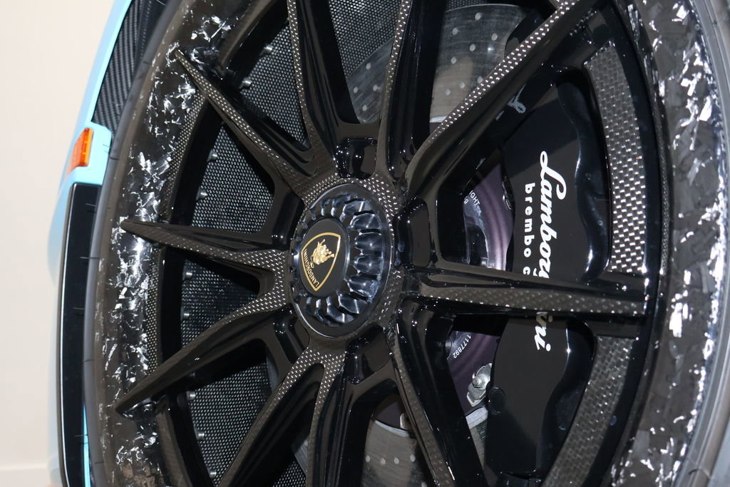 Used 2021 Lamborghini Huracan STO image 68